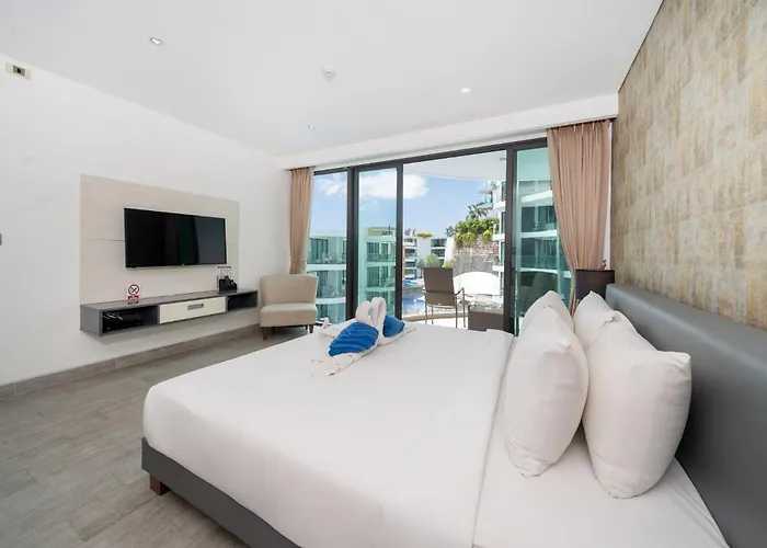 Private Apartment At Twin Sands Near Merlin Beach