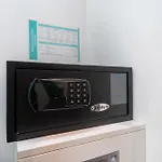 Private Apartment At Twin Sands Near Merlin Beach
