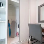 Private Apartment At Twin Sands Near Merlin Beach